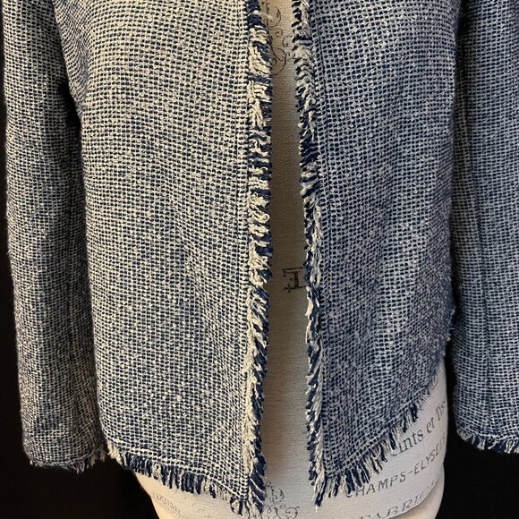 Banana Republic Navy Blue Blazer: Size 4 - Picture 3 of 10